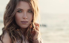 小泉彩人体艺术